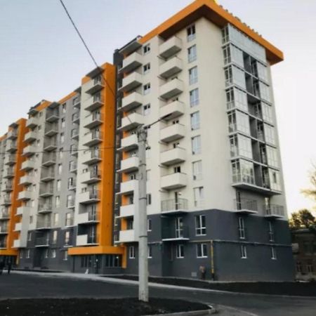 Апартаменты Дворец Спорта Новострой Маршал Charkov Buitenkant foto